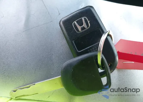 2005 Honda Odyssey Touring z USA, uszkodzony, nr VIN 5FNRL38855B015693